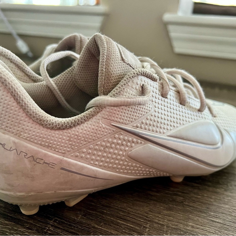 Nike Huarache Youth Lacrosse Cleats White Size 5Y • Fast Sale • Great Condition​ - Picture 3 of 7
